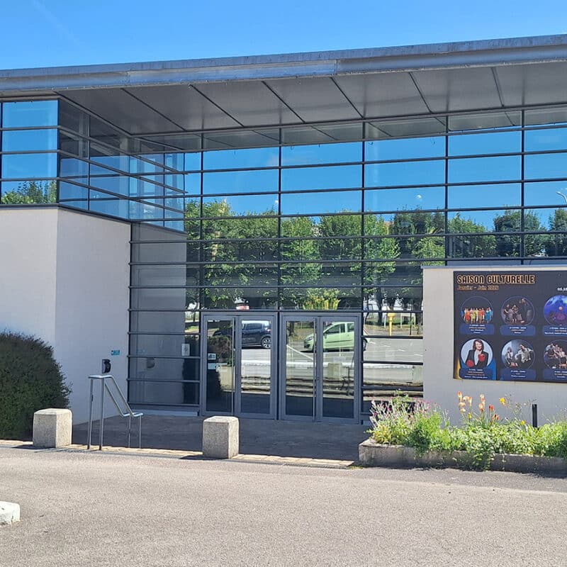 Facade de l'Espace Georges Brassens